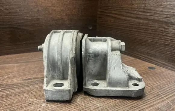 Peugeot Boxer Gearbox mounting bracket 1335125080 A236