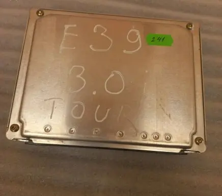 BMW 5 E39 Engine control unit/module 7511570 5WK90012