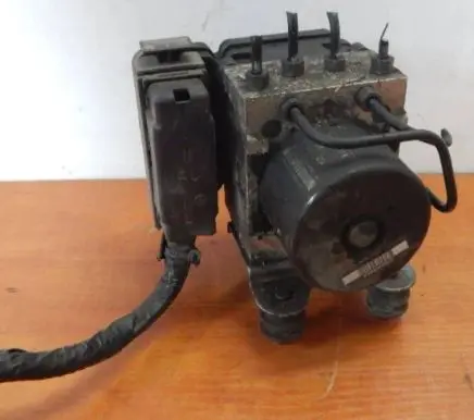 Volkswagen Transporter - Caravelle T5 ABS Pump 7H0907379R 000401942D3 10092603183