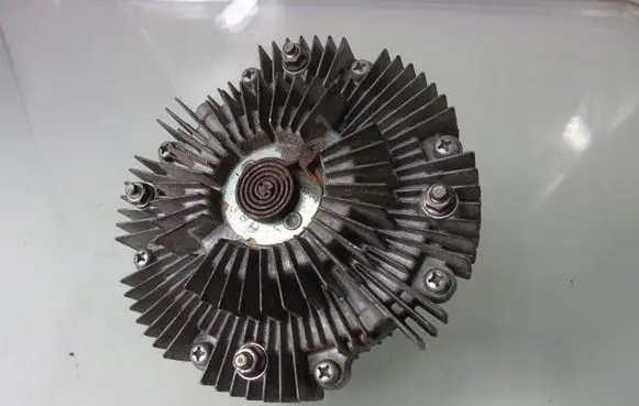 Nissan Navara D40 Viscous fan clutch 