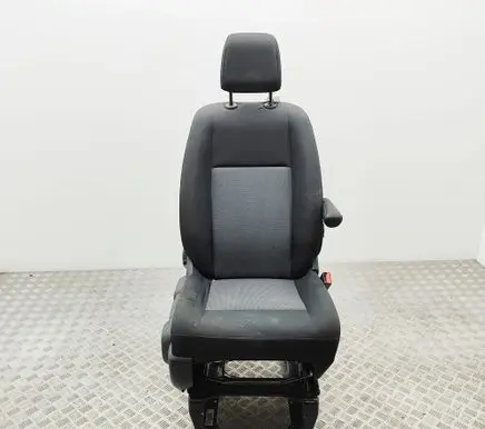 Opel Vivaro Front passenger seat 1616753580