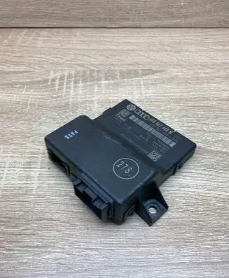 Audi A6 S6 C6 4F Gateway control module 4F0907468M 4F0907468F
