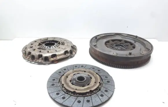 BMW 1 F20 F21 Clutch set kit 7638349 21217638349 7638465