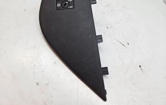 Volkswagen Amarok Dashboard side end trim 2H0858246B