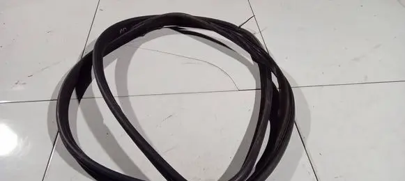 Fiat Stilo Rubber seal front coupe door 