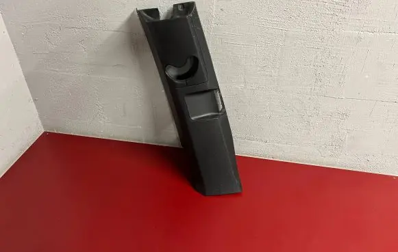 BMW i3 (B) pillar trim (top) 7287935 51427287935