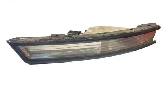 Front indicator light