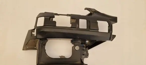 Mercedes-Benz SLK R171 Front bumper mounting bracket A1718850265
