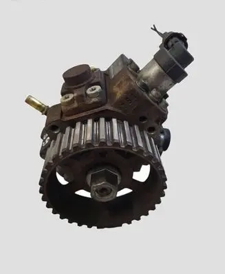 Citroen C4 I Picasso Fuel injection high pressure pump 9683703780A 0445010102