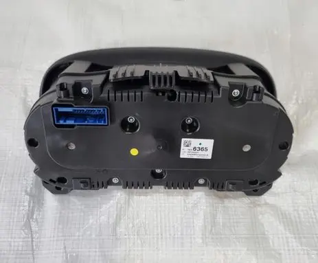 Speedometer (instrument cluster)