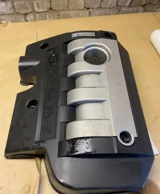 Engine cover (trim)