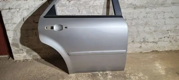 Dodge Magnum Rear door PS2