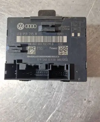 Audi Q5 SQ5 Door control unit/module 8K0959795B