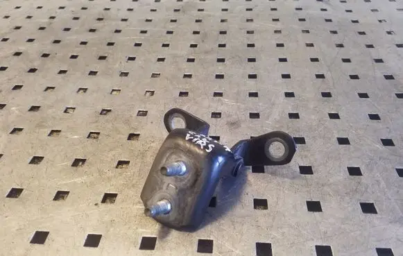 Toyota RAV 4 (XA20) Rear door upper hinge