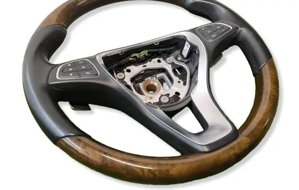 Mercedes-Benz GLS X166 Steering wheel A0004609503