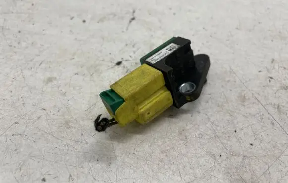 Volkswagen PASSAT B7 Airbag deployment crash/impact sensor 5N0959351B