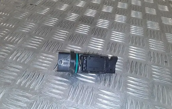 Opel Vectra C Mass air flow meter f00c2g2061