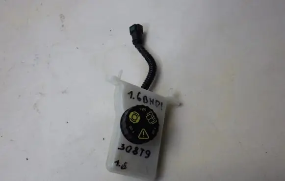 Peugeot 308 Brake fluid reservoir 9807651580