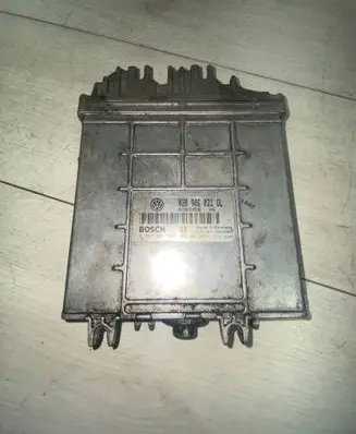 Volkswagen PASSAT B5 Engine control unit/module 028906021GL 28SA3359 B0076718
