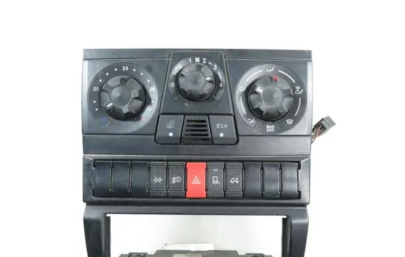 Iveco Daily 35.8 - 9 Interior fan control switch 568740100