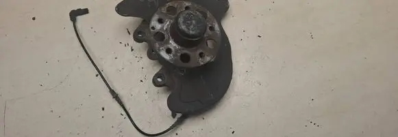 Mercedes-Benz S W220 Front wheel hub