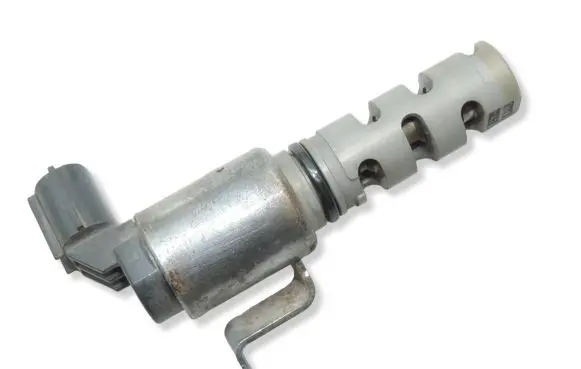 Toyota Yaris Camshaft vanos timing valve 1533047010