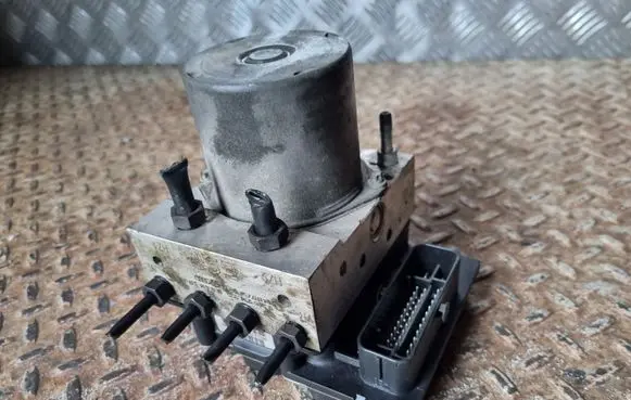 Audi A4 S4 B7 8E 8H ABS Pump 8E0910517B 0265950468
