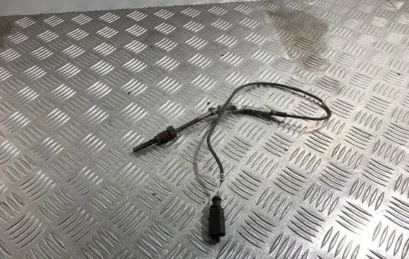 Volkswagen PASSAT B6 Exhaust gas temperature sensor 03G906088AN