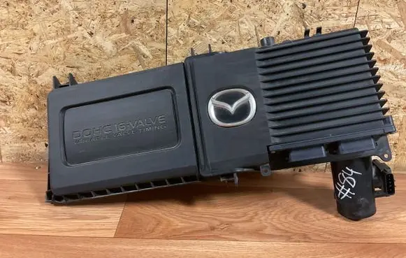 Mazda 3 I Engine control unit/module 1001409361 Z633