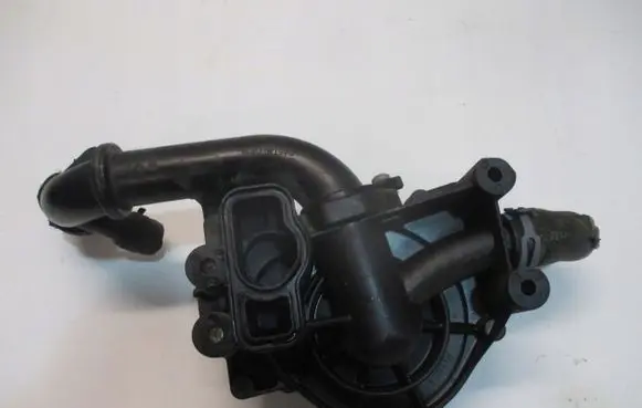 Mercedes-Benz GLK (X204) Water pump A6512001901