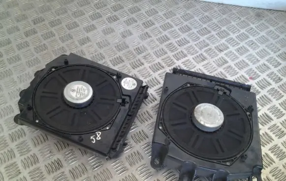 BMW 1 E81 E87 Subwoofer speaker 692910001