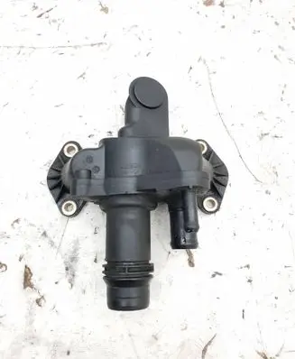 Land Rover Discovery 4 - LR4 Thermostat/thermostat housing 4H2Q8592