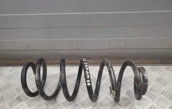 Dodge Durango III Rear coil spring 05168224AB