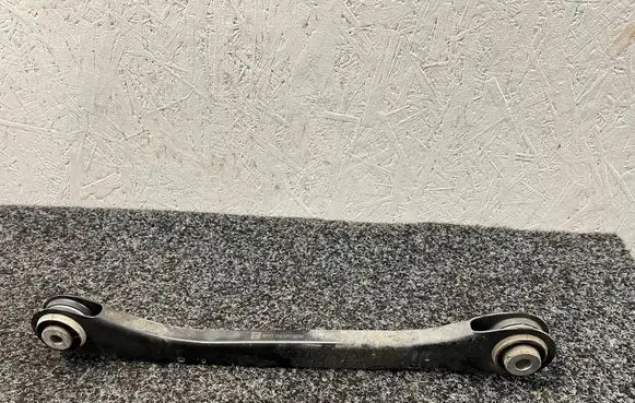 BMW 5 G30 G31 Rear control arm 6861125 33326861125