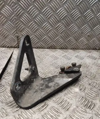 Opel Vivaro Sliding door lower roller guide/hinge 93451800