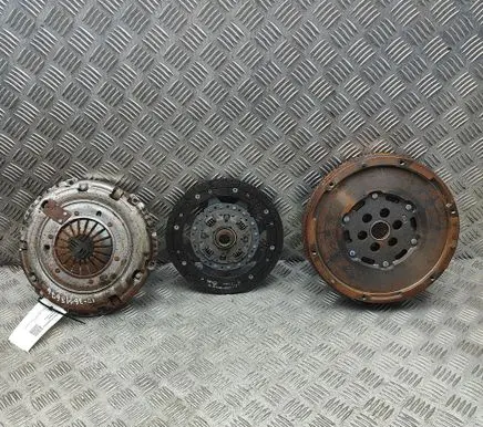 Opel Vivaro Clutch set kit 9820879880 9841190680