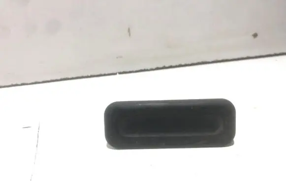 Citroen C4 Grand Picasso Tailgate opening switch 