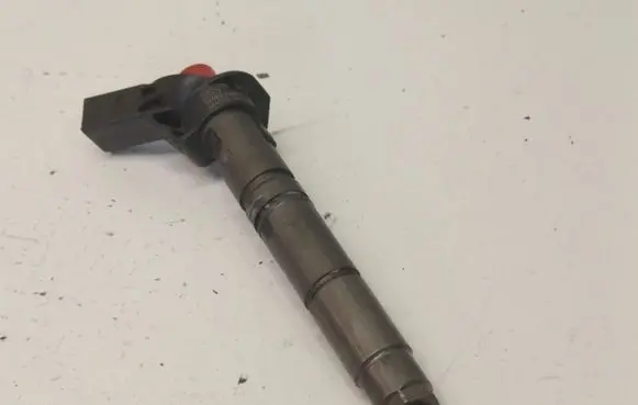 Mercedes-Benz ML W164 Fuel injector A642070 A6420701387 0445115064