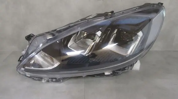Ford Kuga III Headlight/headlamp