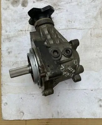 Nissan X-Trail T31 Gearbox transfer box case 067022