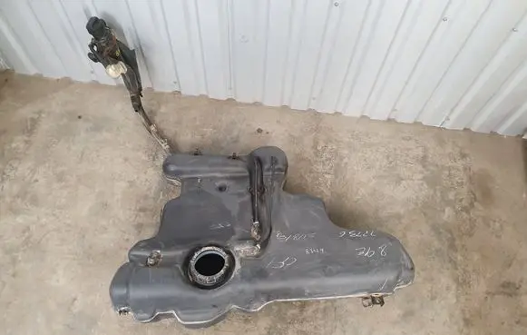 Volkswagen New Beetle Fuel tank 