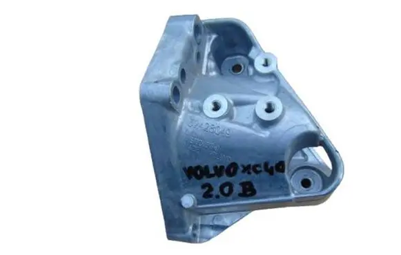 Volvo XC40 Engine mount bracket 32428049