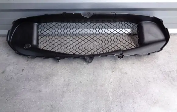 Maserati Quattroporte Quarter panel pressure vent 