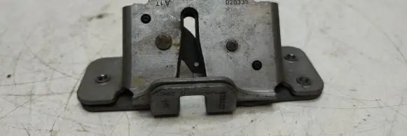 Chrysler Voyager Sliding door lock 020335
