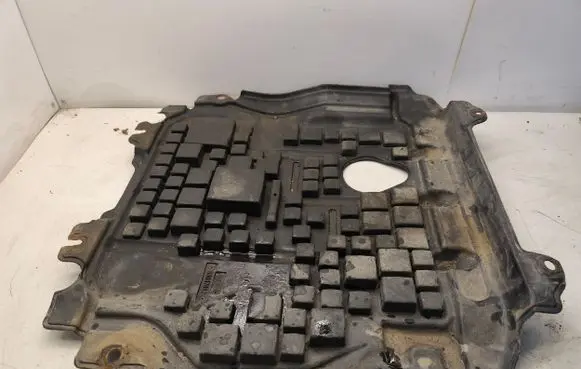 Jeep Grand Cherokee Engine splash shield/under tray 68037062