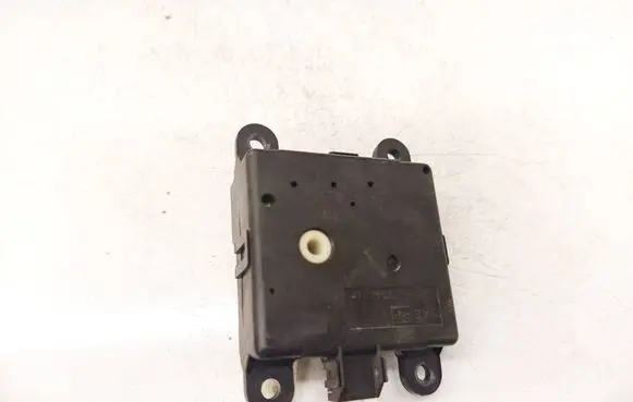 Nissan X-Trail T30 Air flap motor/actuator 3J11030840