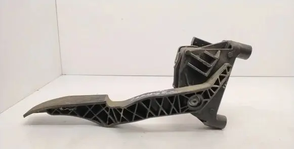 Opel Zafira A Accelerator throttle pedal 9202341 6PV00811400