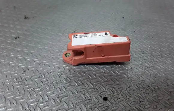 Hyundai Santa Fe Airbag deployment crash/impact sensor 9592026000