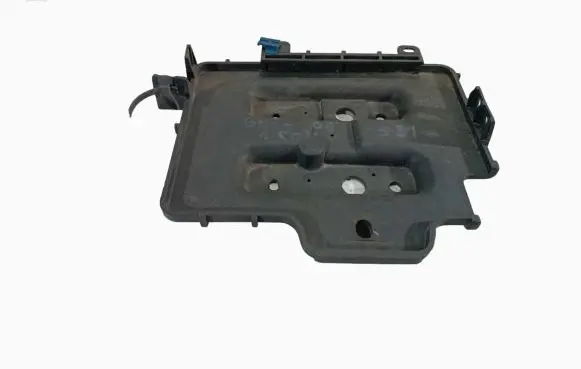 Hyundai Getz Battery box tray 37150-1C200