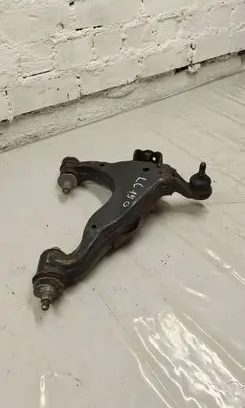 Toyota Land Cruiser (J150) Rear upper control arm/wishbone